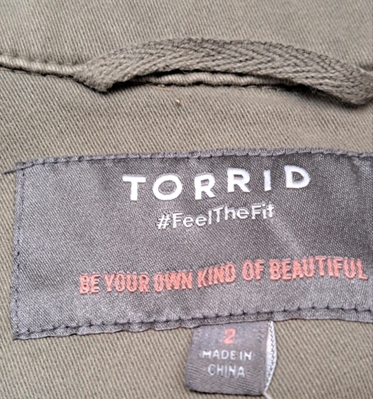 NWT Torrid Feel The Fit Button Down Jacket    Size  2 - Picture 5 of 6
